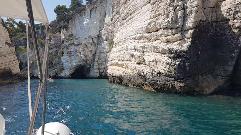 Noleggio Barche e Visita Grotte Marine di Vieste