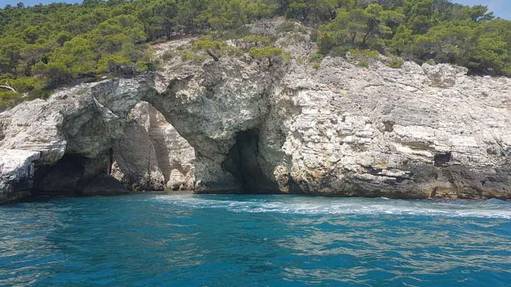 Noleggio Barche e Visita Grotte Marine di Vieste